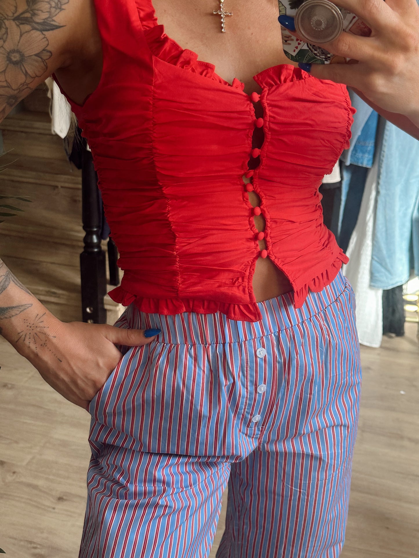 Ruby Waves Tank