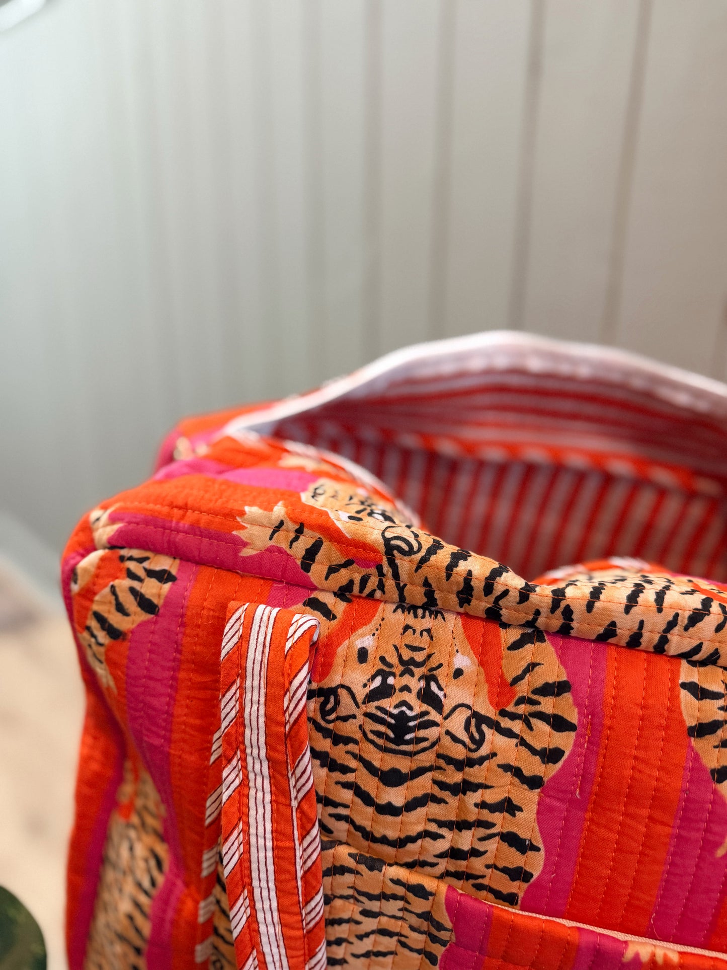 Sol Coral Bengal Weekender