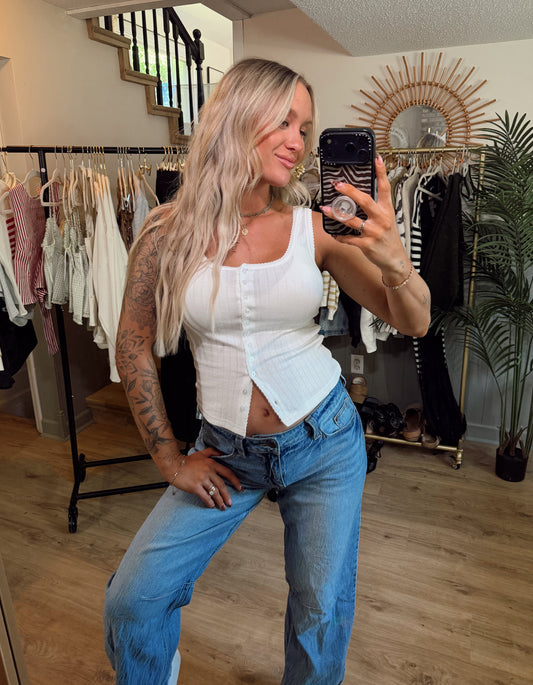 Barefoot Tank