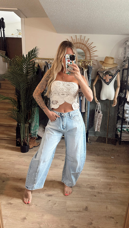 Saddle Stitch Barrel Jeans