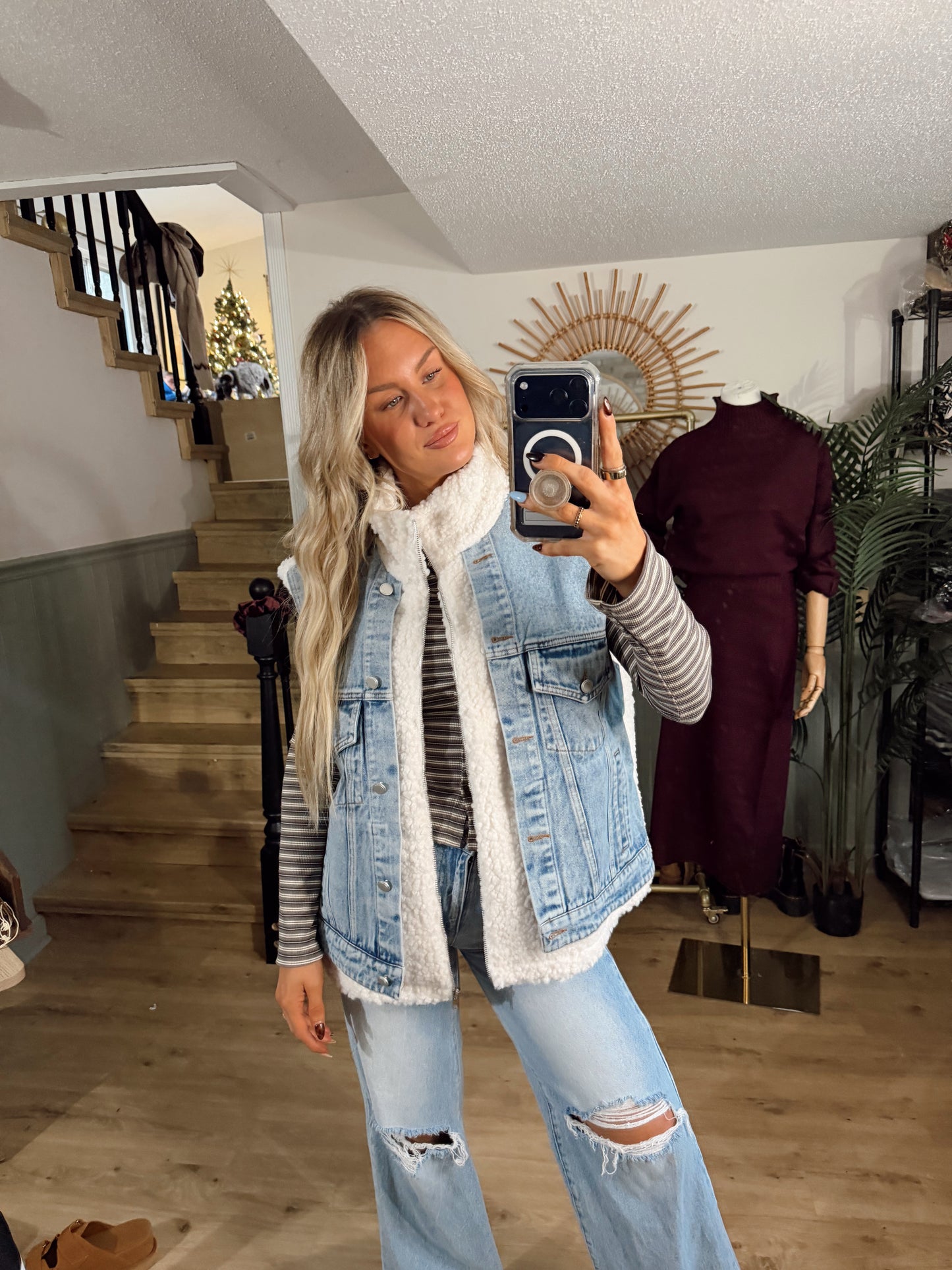 Daybreak Sherpa Vest