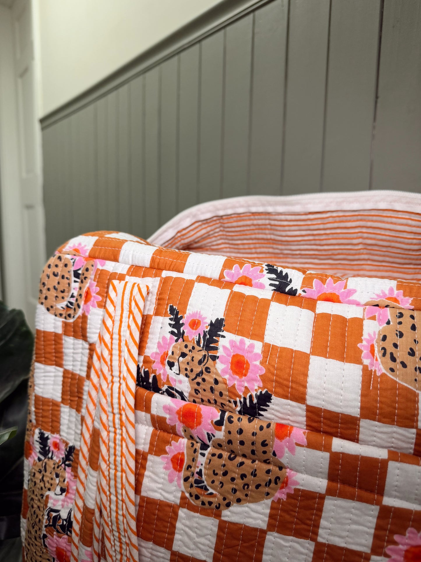 Golden Leopard Sol Weekender