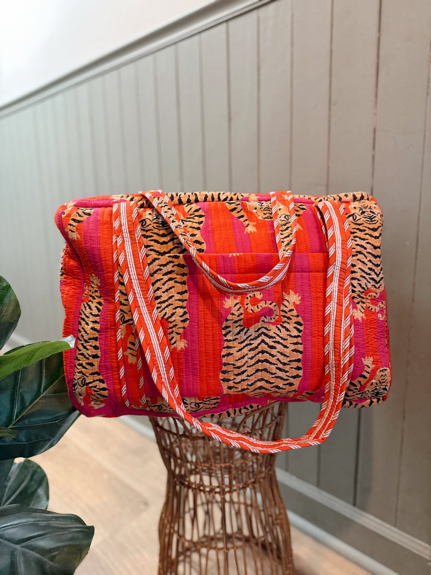 Sol Coral Bengal Weekender